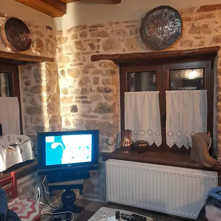 το αρχοντικό της λ.π Apartment Karpenisi